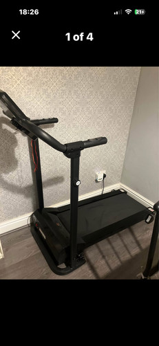 Compact foldable treadmill