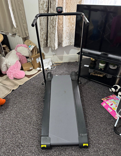 Manual foldaway treadmill with - foldaway,